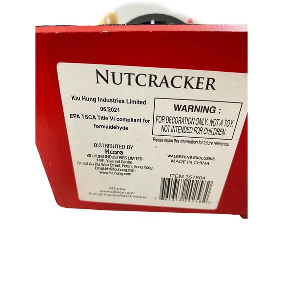 Nightmare Before Christmas Sally Santa And Mayor Nutcracker Walgreens 2021 Decor - Picture 12 of 14